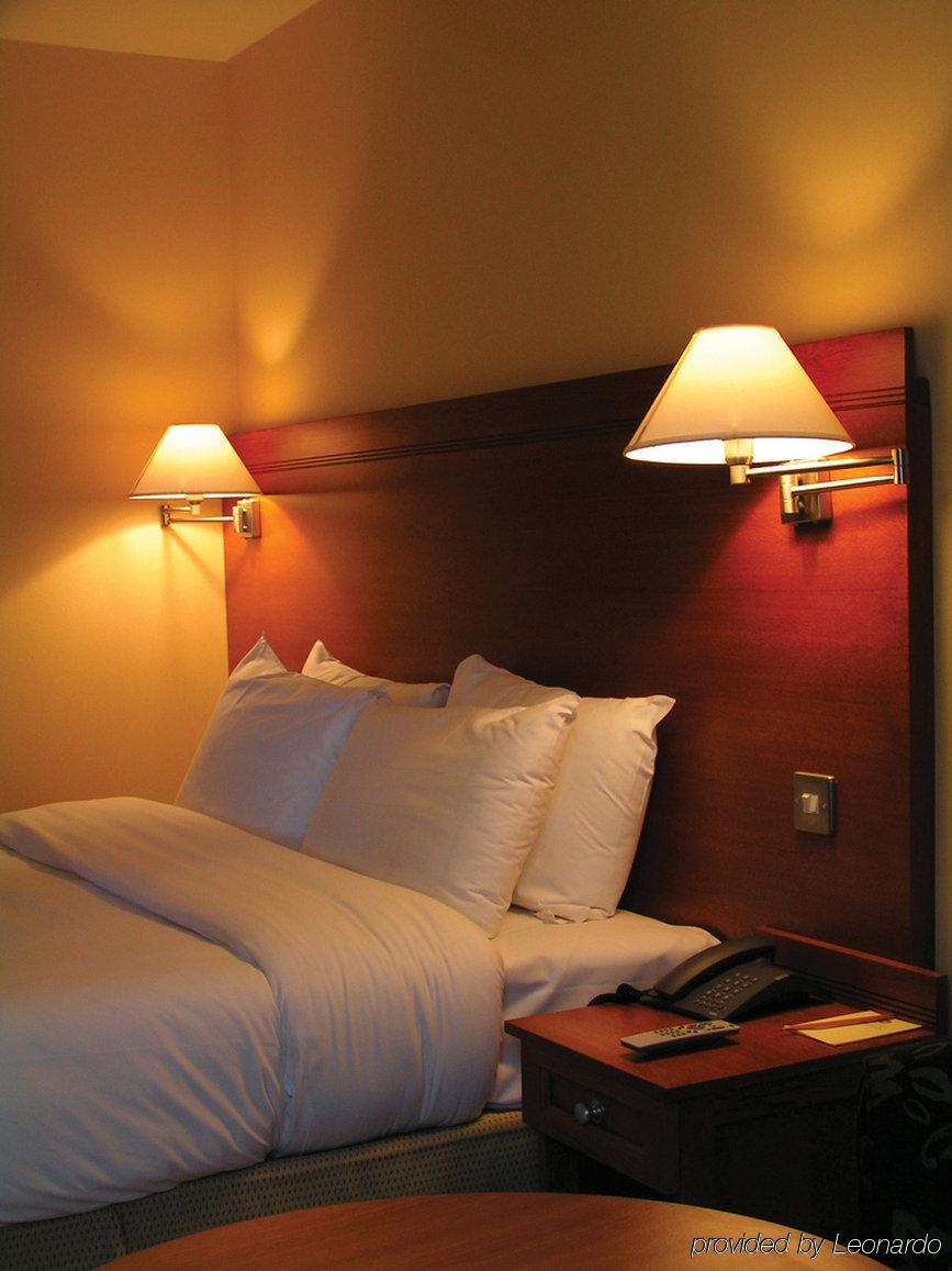 Hickstead Hotel Болни Номер фото