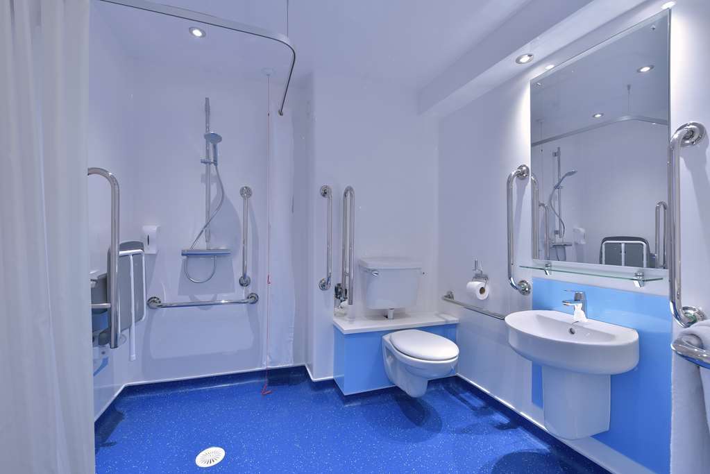Hickstead Hotel Болни Номер фото