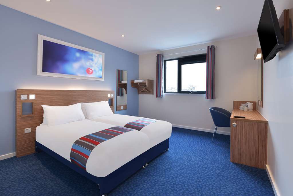 Hickstead Hotel Болни Номер фото